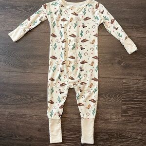 NWOT Magnetic Me “not my first rodeo” coverall 9-12mo